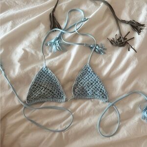Light blue acacia top